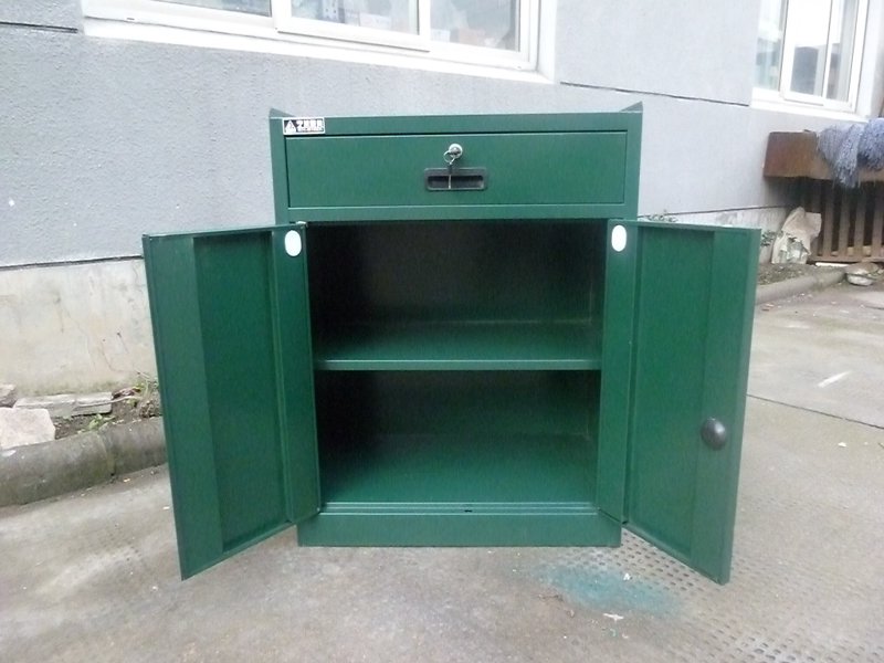 工具柜